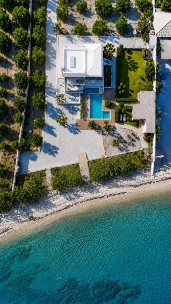 Villa Pelagos