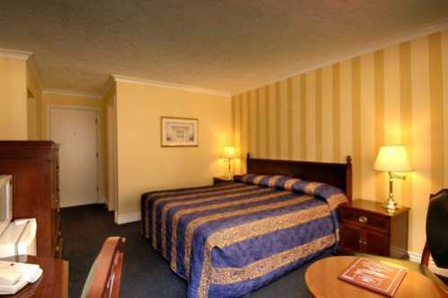 Tally-Ho Hotel