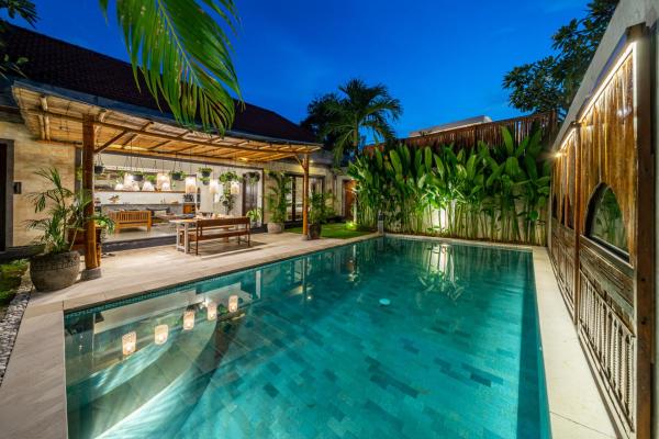 Villa Sarong 2 Chic 2BR Boho Villa Prime Central Location, Забронировать Вилла Отели провинции Бали 4 звезды, 4*