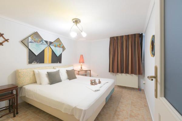 Sani Beach Gallery Villa, your next family vacation!