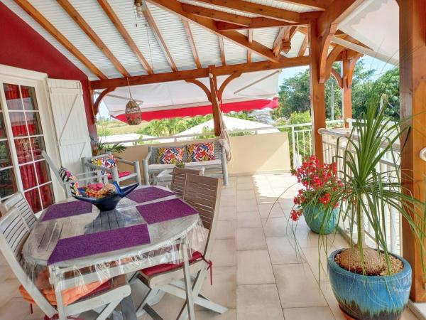Villa élégante à Saint François avec piscine privée toute lannée, Забронировать Вилла Сен-Франсуа Grande-Terre