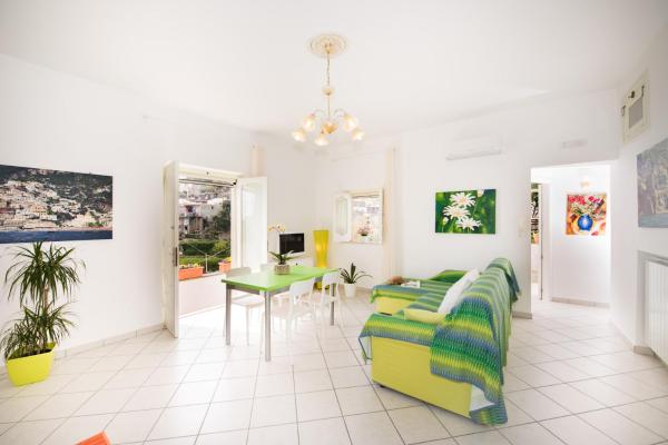Villa Laura amazing breakfast,private outdoor hot tub, Positano experience