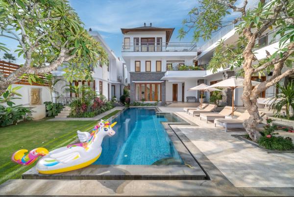 JOS Villa Canggu - Batu Bolong