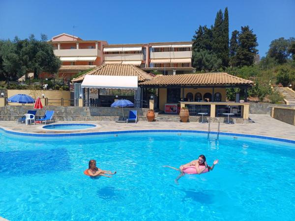 Penelope Apartments Дассия