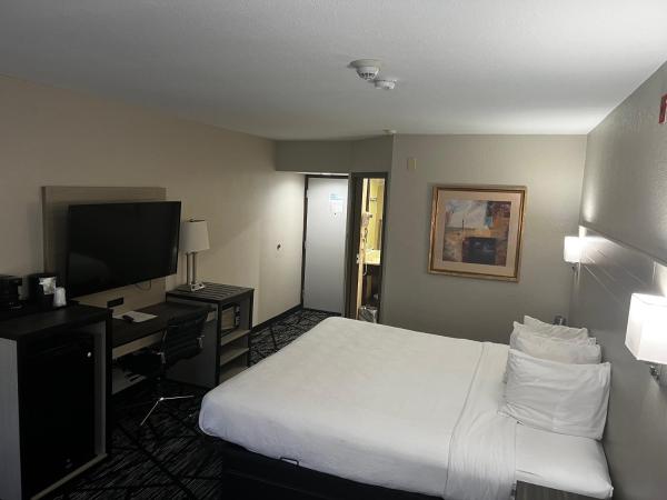 Baymont By Wyndham Monroe Ohio