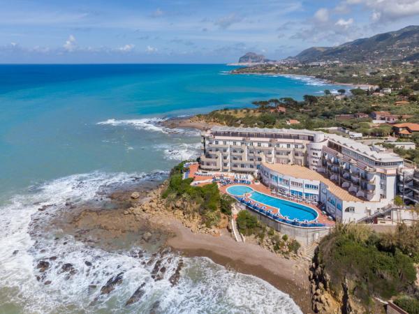 Carlton Hotel Riviera