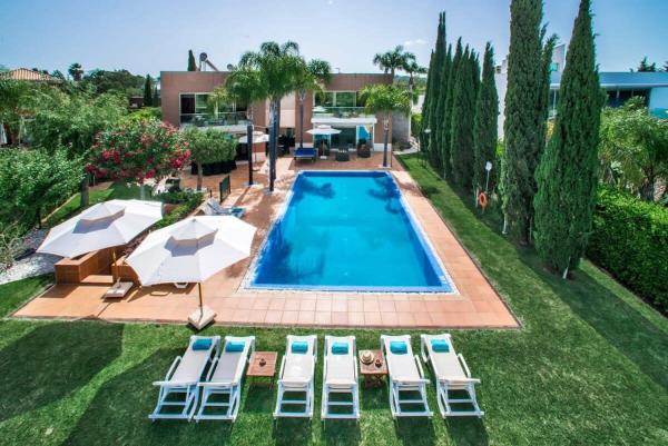 Villa Laguna, Golf - Stunning house - Laguna Golf Course, Забронировать Вилла Куартейра Сотавенто