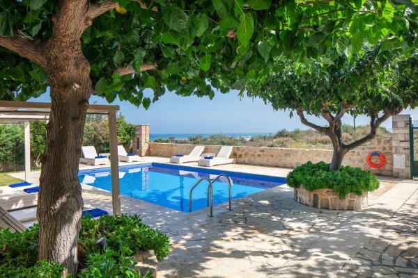 Villa Pinelopi