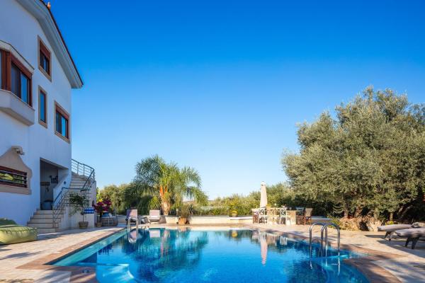 Villa Nikis, Забронировать Вилла Отели Ханья с парковкой, Парковка