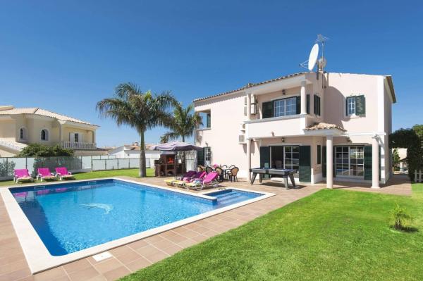 Villa Soni by Villa Plus, Забронировать Вилла Ольюш-ди-Агуа 