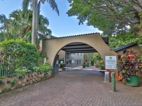 Villa Spa Holiday Resort, Забронировать Апартаменты/квартира Отели Иллово-Бич с парковкой, Парковка