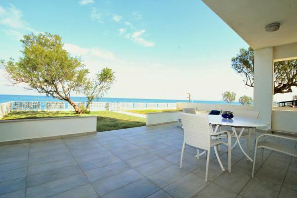 Amoutsa Seaside Villa, Забронировать Вилла Колимварион Западный Крит