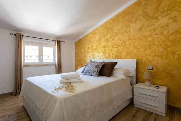 Cadoni Guest House, Забронировать Гостевой дом Боза Южная Сардиния