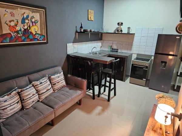Apartamentos Ave del Paraíso, Забронировать Апартаменты/квартира Отели в центре Алахуэла, в центре
