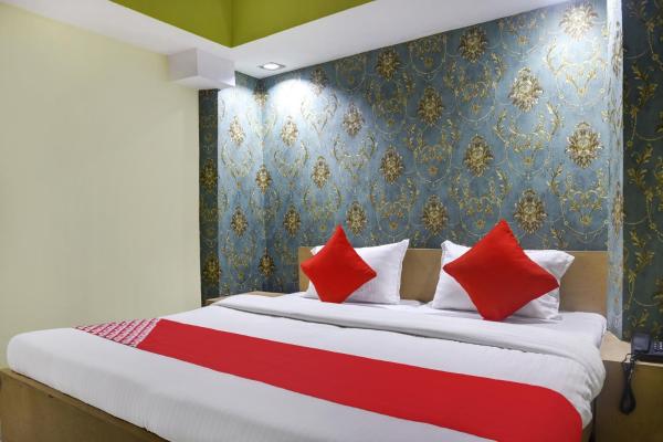 OYO 82217 Hotel Vishwa