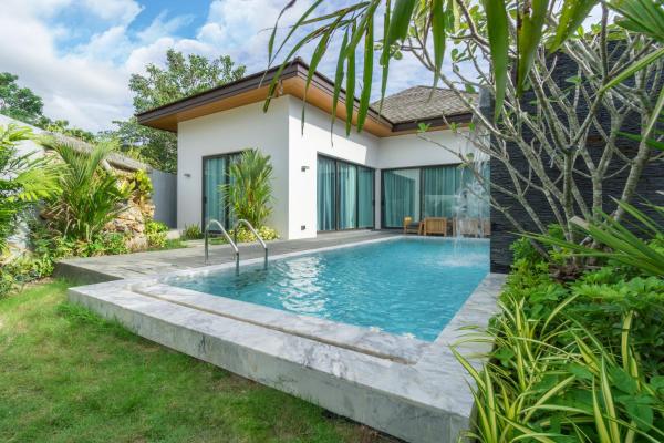 Luxury 3 Bedroom Villa CoCo