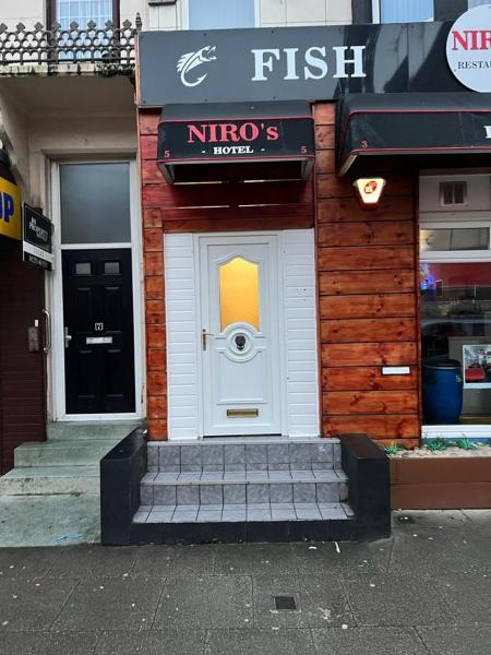 Niros Hotel