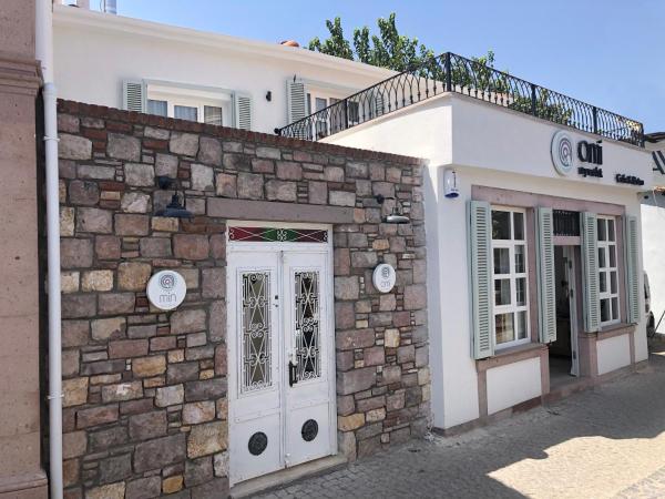 Min Ayvalık (Adults Only +12)