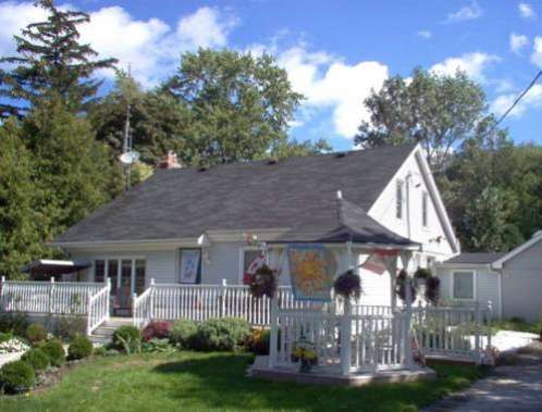 Carbonnel Bed & Breakfast