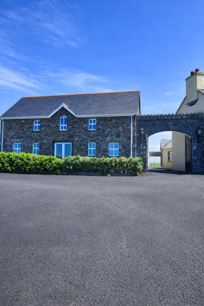 Aran View Holiday Homes Doolin - The Atlantic Stone House - Ocean Views