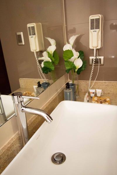 Sm Hotel And Business
