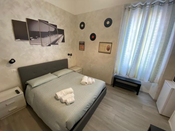B&B La Sinfonia, Забронировать Отель «постель и завтрак» Кальяри Южная Сардиния
