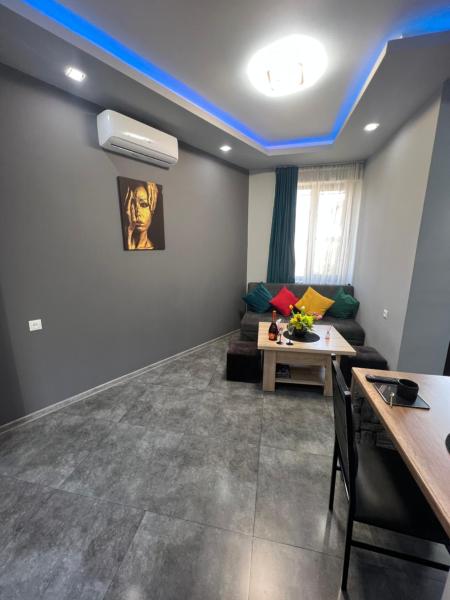 COMFORTABLE APARTMENT КОМФОРТНЫЕ АПАРТАМЕНТЫ Self Check In, Забронировать Апартаменты/квартира Апартаменты Шенгавит, Апартаменты/квартира