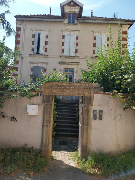 Maison Auctoire, Забронировать Отель «постель и завтрак» Сарра Овернь-Рона-Альпы