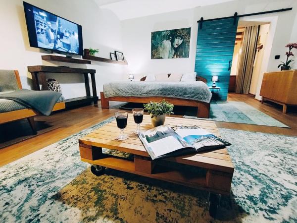 Onefourfour Apartment, Забронировать Апартаменты/квартира Брандис-над-Лабем-Стара-Болеслав Центральной Богемии