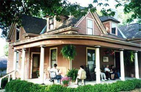 The Corner House B&B Townhomes