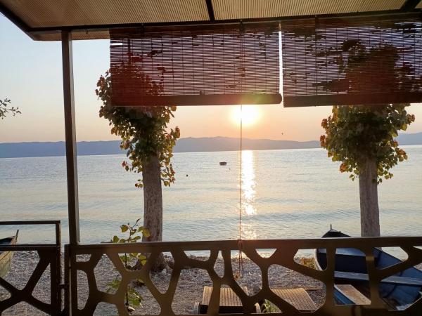 Apartments Krste, Забронировать Апартаменты/квартира Трпейца Lake Ohrid