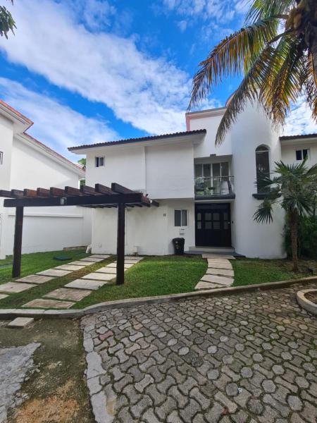 Gorgeous 3BR 3BA Villa in Playacar
