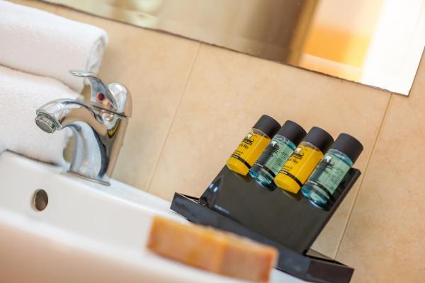 Stavros Melathron Studios