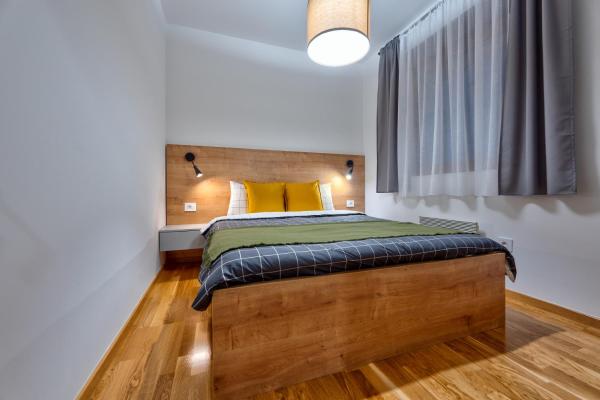WALD Apartmani&SPA, Забронировать Апартаменты/квартира Отели Zlatibor Region с парковкой, Парковка