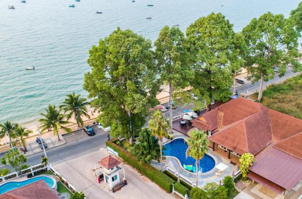 RimLay Beachfront Pool Villa, Забронировать Вилла Саттахип Чонбури