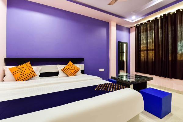 SPOT ON 78983 Shree Agarwal's Hotel
