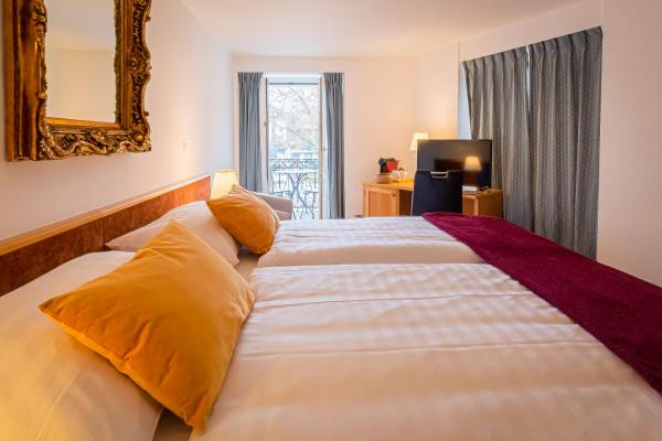 Hôtel du Cheval Blanc - City center, Забронировать Отель Бюль 