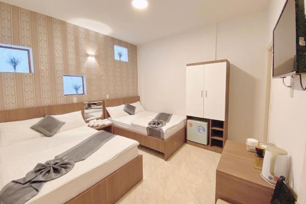Amis Hotel