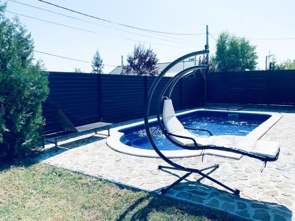 Luxury 3 Bedroom Pool Villa, Забронировать Вилла Gulia Дымбовица