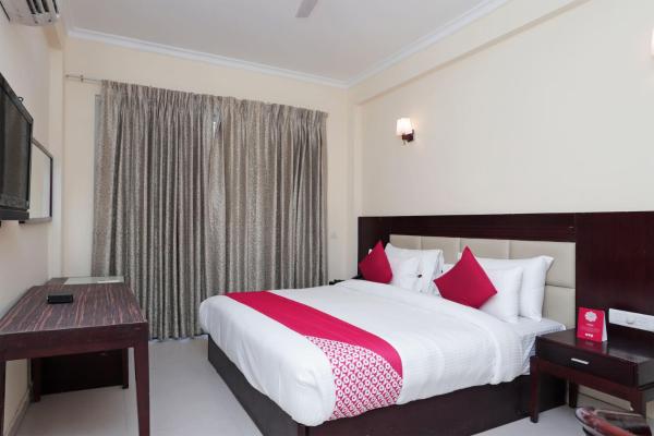OYO 40989 Hotel Amigo
