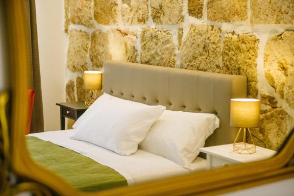 Regina Elena Charme Rooms