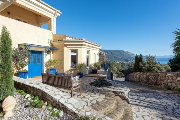 Villa Al'Azraa by Corfuescapes