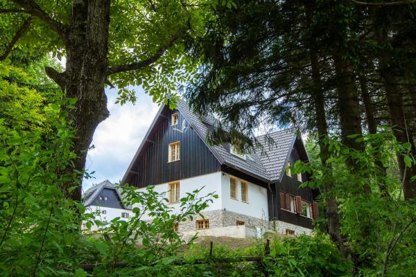 B&B Plitvica Creek, Забронировать Отель «постель и завтрак» Отели Ликско-Сеньская жупания 4 звезды, 4*