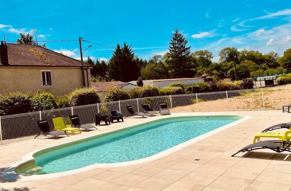 Camping Du Paquier Fane