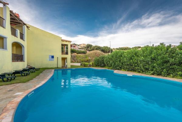 Apartments With Pool Country Village, Stintino