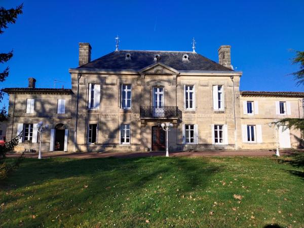 Château Bégot, Забронировать Загородный дом Лансак Аквитания
