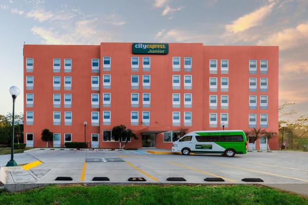 City Express Junior by Marriott Tuxtla Gutierrez Poliforum