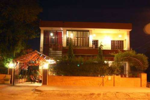 Hotel Kiran Vilas