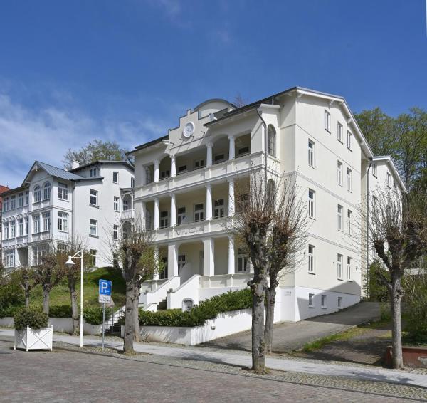 Strandnahe Ferienwohnung 6 Villa Celia, Забронировать Апартаменты/квартира Отели Рюгена с парковкой, Парковка