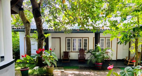 drongo place, Забронировать Отель Диквелла Матара